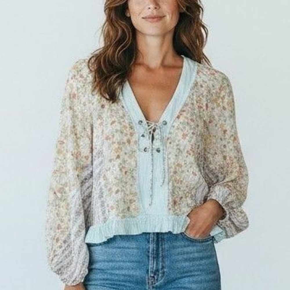 POL Floral Patchwork Lace-Up V-Neck Long Sleeve Blouse Top GWT448 Small